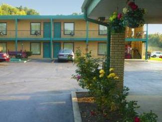 Village Inn Motel - Berrien Springs Exterior photo